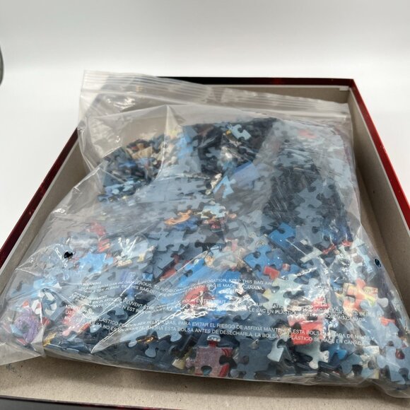 Ravensburger 1000pc The Christmas House 2021 jigsaw puzzle Complete - Picture 10 of 10